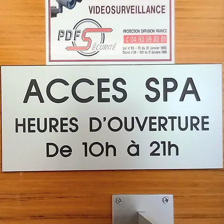 Hambury Palace Garavan Relax And Apartment